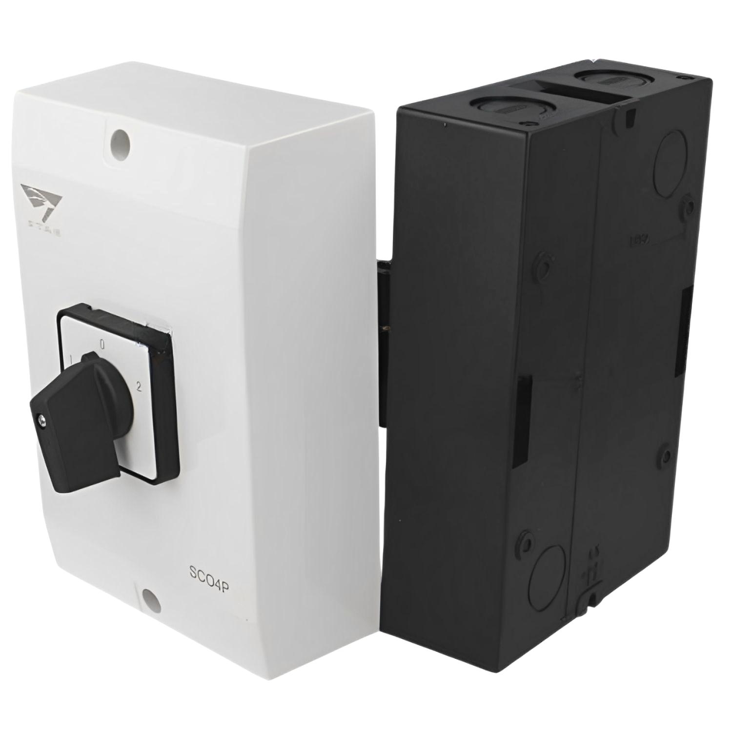 Inverseur de sens de rotation pour moteur monophasé/triphasé - 40A - Boîtier IP66