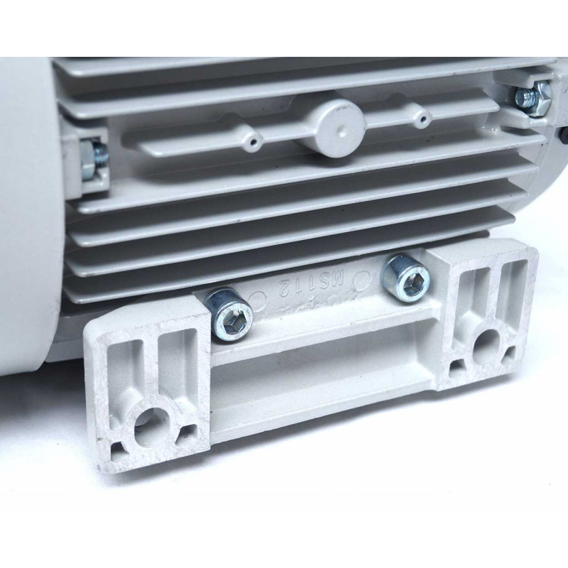 Moteur electrique 220v monophasé 4kW, 3000 tr/min, B3