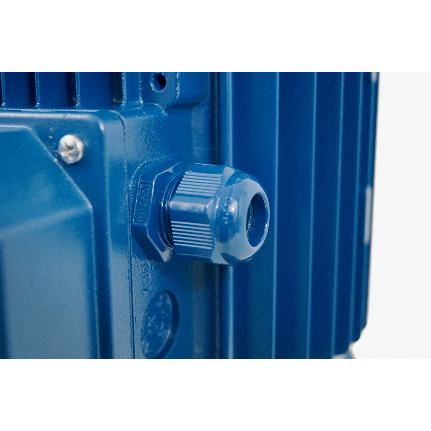 Pompe multicellulaire 380V 1.85Kw/2.5cv vert. "In-Line"